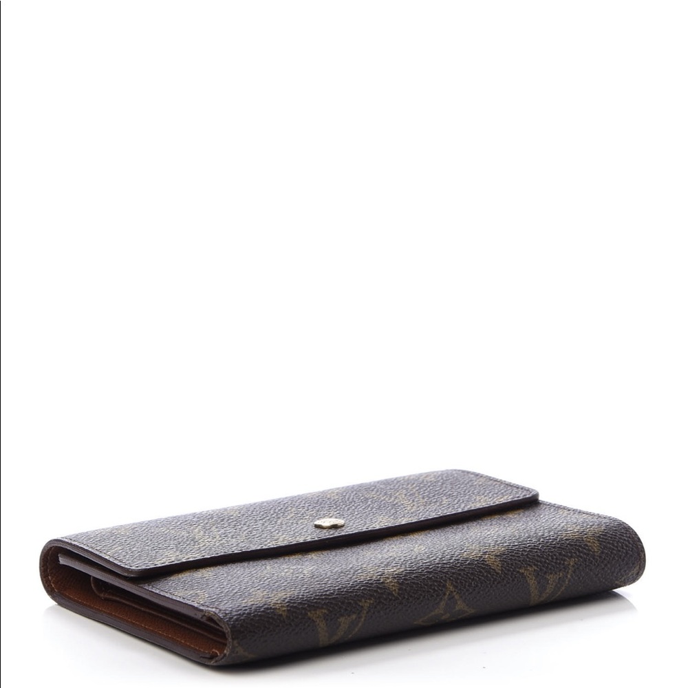 Louis Vuitton Monogram Alexandra Wallet - Picture 4 of 11